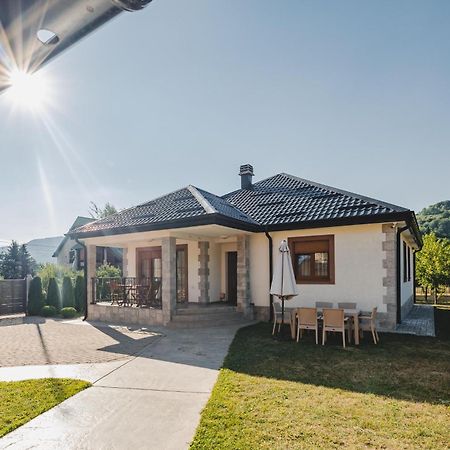 Mb Guest House Kolasin Exterior photo