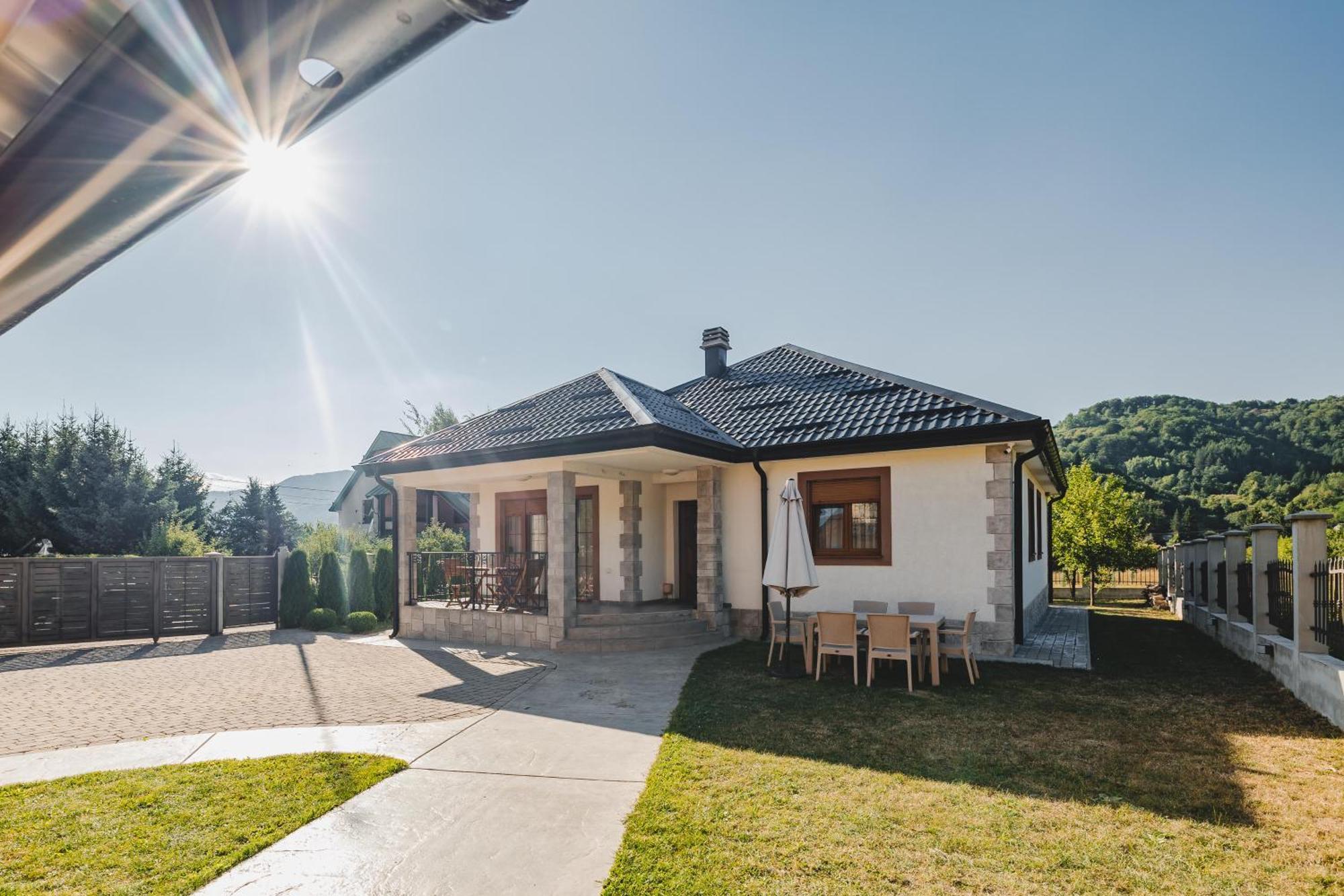 Mb Guest House Kolasin Exterior photo