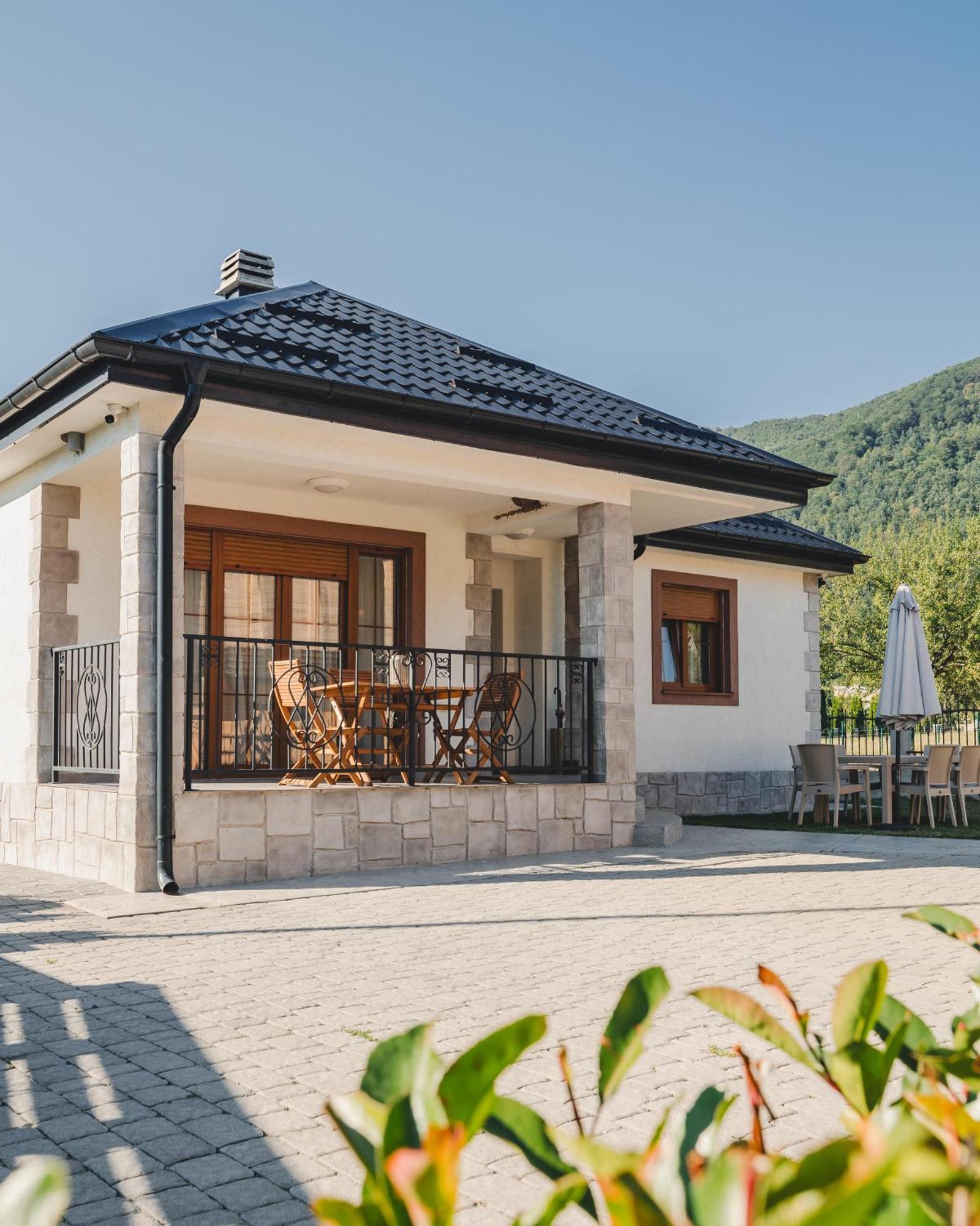 Mb Guest House Kolasin Exterior photo